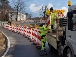 BASt Bakenleuchte Powernox Lichtaustritt einseitig rot - Art.Nr. 33NOXR1 – Bild 3